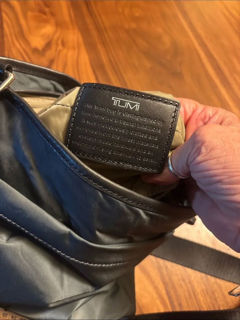 Tumi euc compact